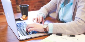 Co daje komunikacja werbalna?